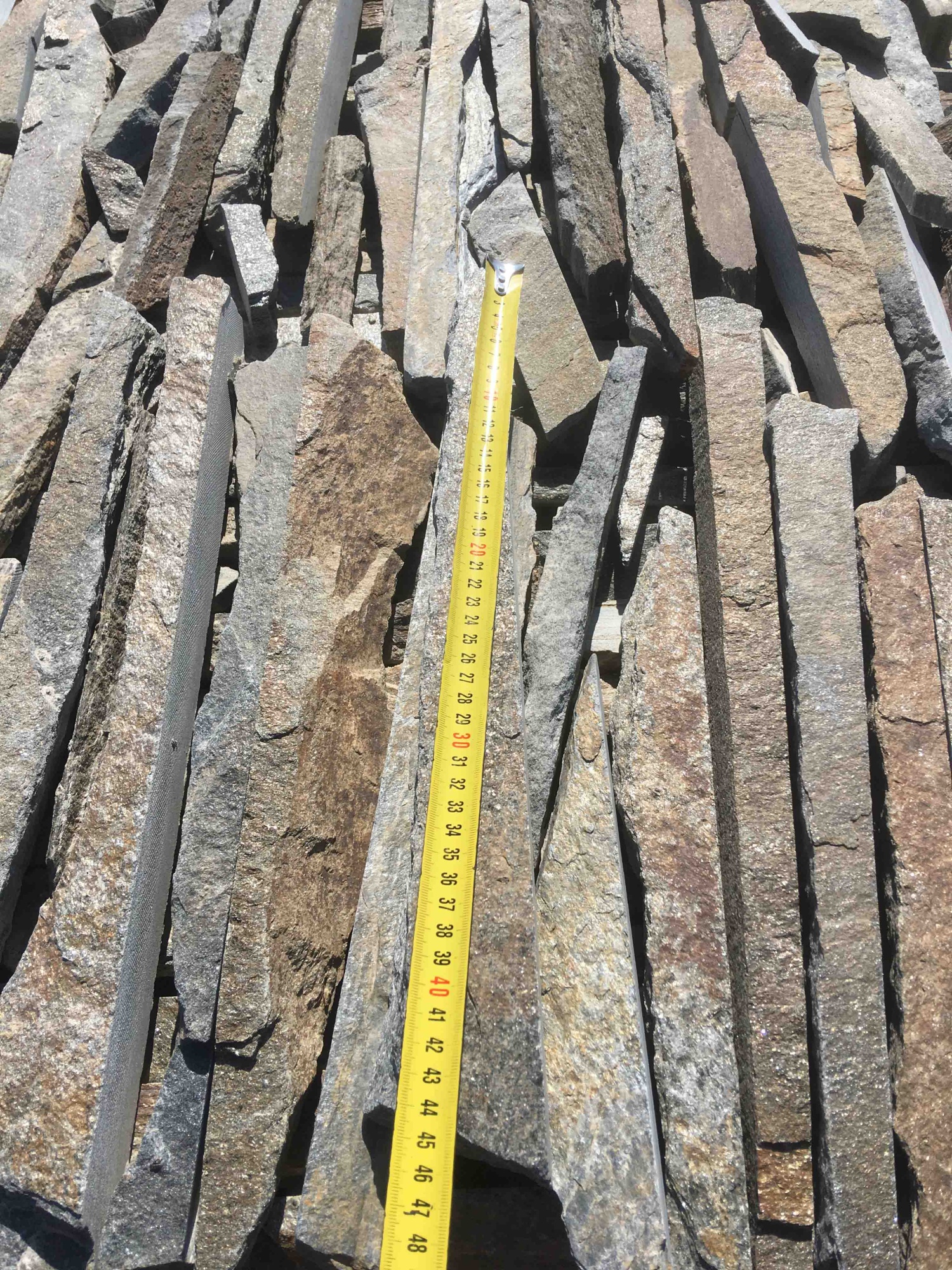 Горбушка златолит мультиколор для облицовки купить в Юрюзани