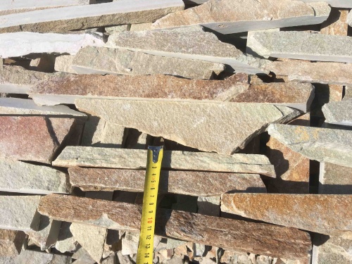 Горбушка златолит золотистый для облицовки купить в Юрюзани