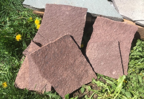 Плитняк лемезит бордовый для цоколя 1,5-2 см купить в Юрюзани