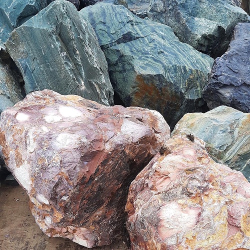 Ландшафтные глыбы красно-фиолетовые 200-1000 килограмм купить в Юрюзани