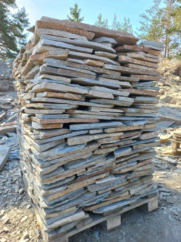 Плитняк златолит серебристый для фасада купить в Юрюзани