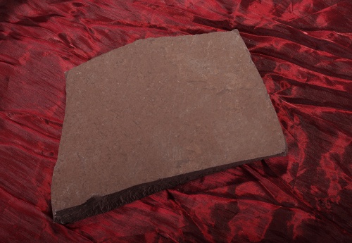 Плитняк лемезит бордовый для цоколя 1,5-2 см купить в Юрюзани