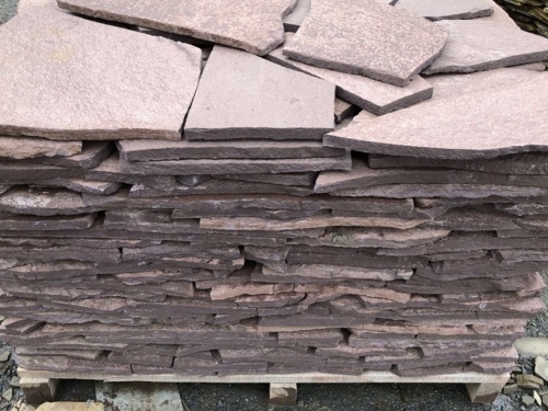 Плитняк лемезит бордовый для облицовки цоколя 20-25 мм  купить в Юрюзани