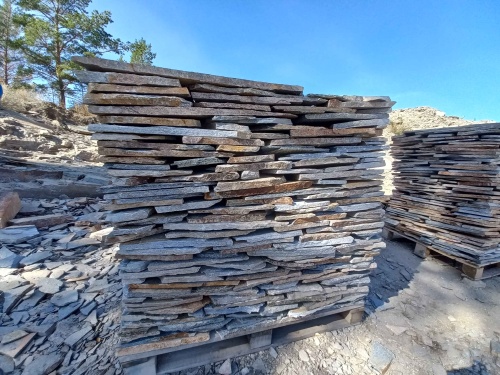 Плитняк златолит серебристый для фасада купить в Юрюзани