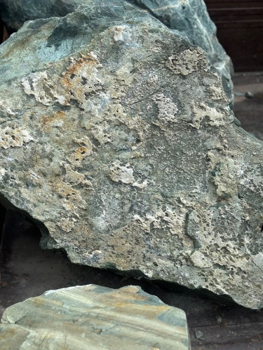 Ландшафтные глыбы зелёные 200-500 килограмм купить в Юрюзани