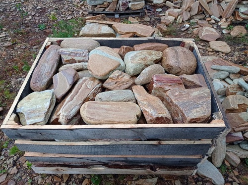 Златолит жёлтый, жёлто-зелёный глыбки и валуны для ланшафтного дизайна купить в Юрюзани