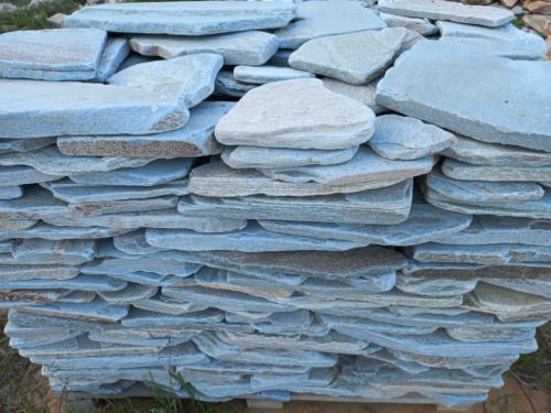 Плитняк златолит зелёный галтованный для цоколя купить в Юрюзани