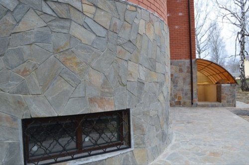 Плитняк златолит Уральский для цоколя, отмостки купить в Юрюзани